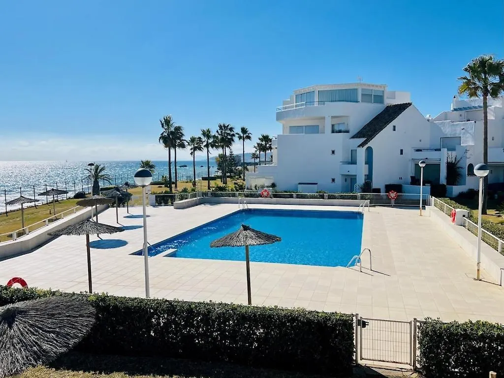B11 Primera Linea Con Espectaculares Y Panoramicas Vistas Bahia de Casares Lejlighed