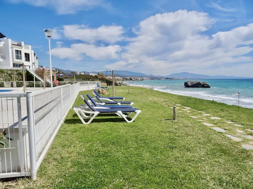 B11 Primera Linea Con Espectaculares Y Panoramicas Vistas Bahia de Casares Spanien